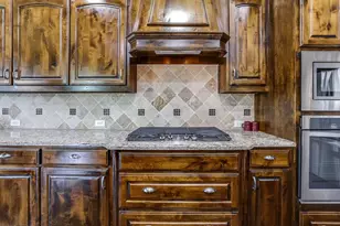 501 Pine Island Cir, Mansfield, TX 76063 - Photo 13