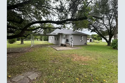 302 N Commerce Street, Savoy, TX 75479 - Photo 29