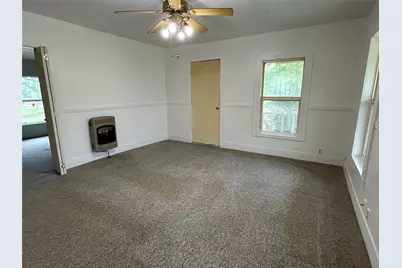 302 N Commerce Street, Savoy, TX 75479 - Photo 5