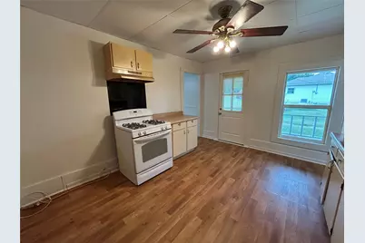 302 N Commerce Street, Savoy, TX 75479 - Photo 23