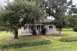 302 N Commerce St, Savoy, TX 75479 - Photo 3
