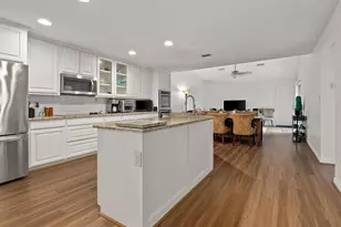 6504 Lago Vista Dr, Benbrook, TX 76132 - Photo 5