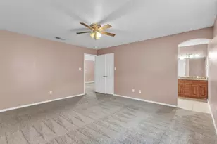 2933 Curvilinear Ct, Dallas, TX 75227 - Photo 11