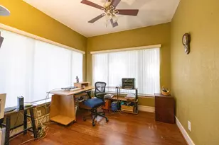 700 N Beacon St, Dallas, TX 75214 - Photo 11