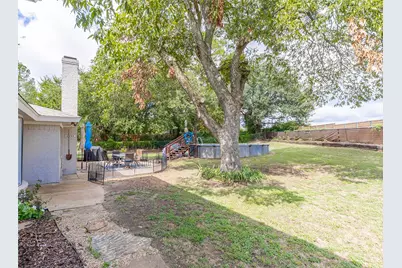 807 Hilltop Drive, Weatherford, TX 76086 - Photo 9