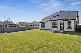 11204 Orchard Ln, Justin, TX 76247 - Photo 21