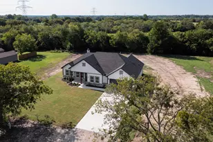 603 W Hayes St, Savoy, TX 75479 - Photo 27
