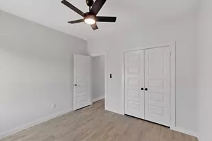 603 W Hayes St, Savoy, TX 75479 - Photo 21