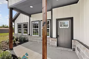 603 W Hayes St, Savoy, TX 75479 - Photo 7