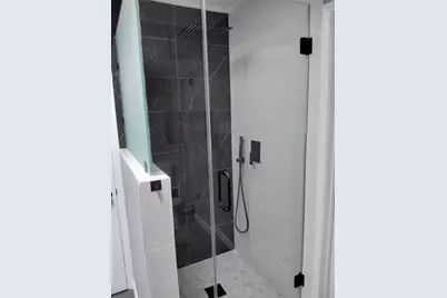 2317 Meadow Dale, Irving, TX 75060 - Photo 9