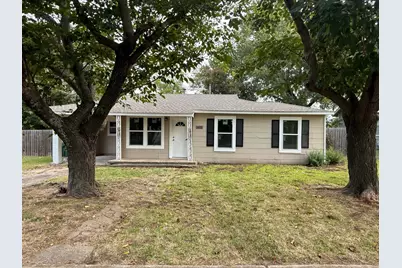 605 Abney, Whitesboro, TX 76273 - Photo 1