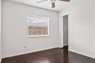 3338 Falls Dr, Dallas, TX 75211 - Photo 13