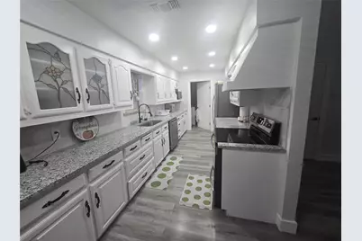 2847 W Rochelle Road, Irving, TX 75062 - Photo 9