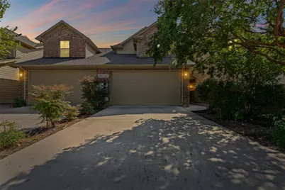 122 Barrington Lane, Lewisville, TX 75067 - Photo 1