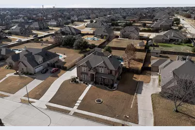 13725 Alterna Drive, Fort Worth, TX 76052 - Photo 3