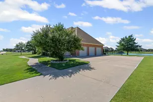 424 Red Buoy Cove, Princeton, TX 75407 - Photo 7