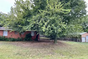 711 Denver St, Alvord, TX 76225 - Photo 19