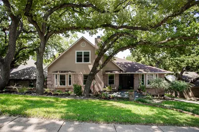 1806 Old Oak Drive, Arlington, TX 76012 - Photo 1