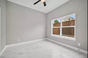 2366 Usman Dr, Irving, TX 75062 - Photo 13