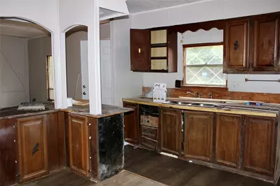 1503 Eilenstein Street, Palestine, TX 75801 - Photo 5