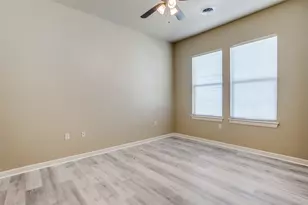 713 Grainger St, Fort Worth, TX 76104 - Photo 7