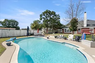 697 Co Rd 1304, Bridgeport, TX 76426 - Photo 35