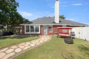 697 Co Rd 1304, Bridgeport, TX 76426 - Photo 33