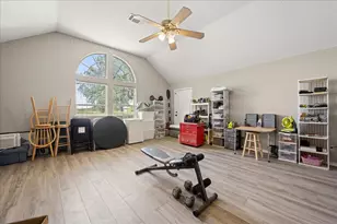 697 Co Rd 1304, Bridgeport, TX 76426 - Photo 23