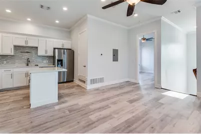 713 Grainger Street #721, Fort Worth, TX 76104 - Photo 3