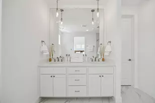 9348 Charlie Ln, Dallas, TX 75238 - Photo 21