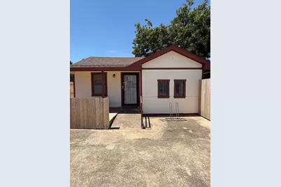 6436 Meadowbrook Drive #B, Fort Worth, TX 76112 - Photo 3