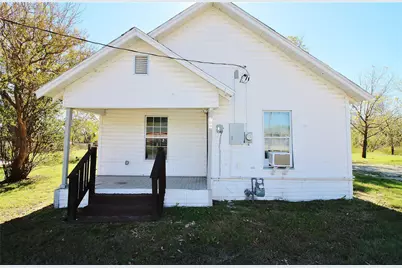 709 Rose Hill Road, Terrell, TX 75160 - Photo 1