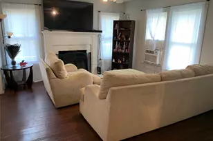 306 W Scott St, Athens, TX 75751 - Photo 3