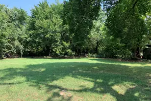 306 W Scott St, Athens, TX 75751 - Photo 15