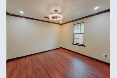 1112 E 13th Avenue, Corsicana, TX 75110 - Photo 21