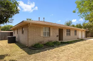 4307 9th St, Brownwood, TX 76801 - Photo 3