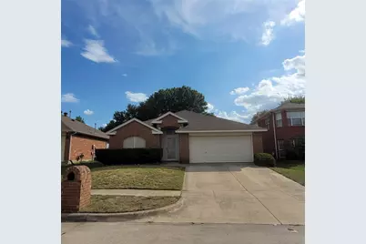 825 Stafford Station Drive, Saginaw, TX 76131 - Photo 1