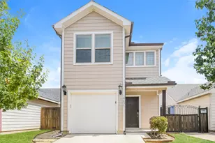 10633 Many Oaks Dr, Fort Worth, TX 76140 - Photo 1