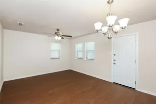 10633 Many Oaks Dr, Fort Worth, TX 76140 - Photo 15