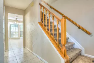 610 Valley Mills Dr, Arlington, TX 76018 - Photo 9