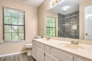 610 Valley Mills Dr, Arlington, TX 76018 - Photo 31