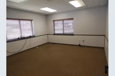 2005 Tile Factory Road, Palestine, TX 75801 - Photo 17