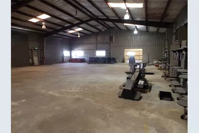 2005 Tile Factory Road, Palestine, TX 75801 - Photo 25