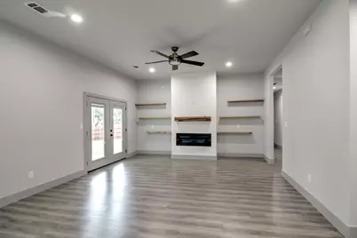 1015 Holiday Drive, Sherman, TX 75090 - Photo 7