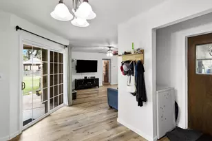 7529 Susan Ct, North Richland Hills, TX 76180 - Photo 11