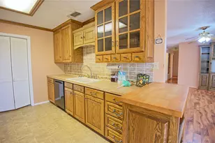 1740 Oakshores Rd, Nocona, TX 76255 - Photo 3