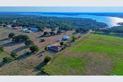 1740 Oak Shores Road, Nocona, TX 76255 - Photo 19