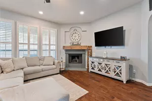 109 Abbey Rd, Waxahachie, TX 75165 - Photo 13