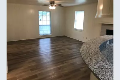 212 Barry Lane, Lancaster, TX 75146 - Photo 7