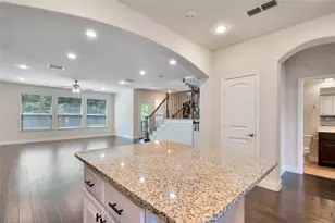 7315 Venice Dr, Grand Prairie, TX 75054 - Photo 7